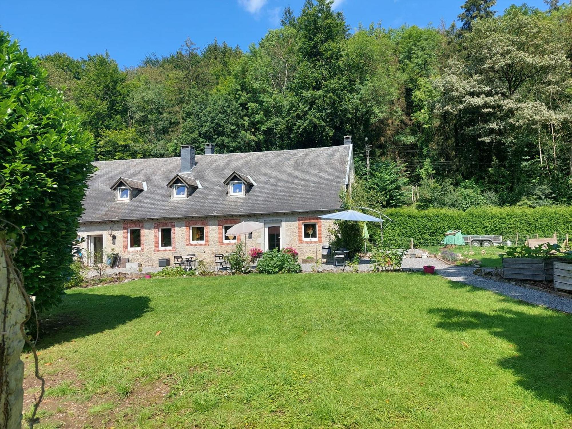 Bed and Breakfast Au Doux Chardon Durbuy Exterior foto