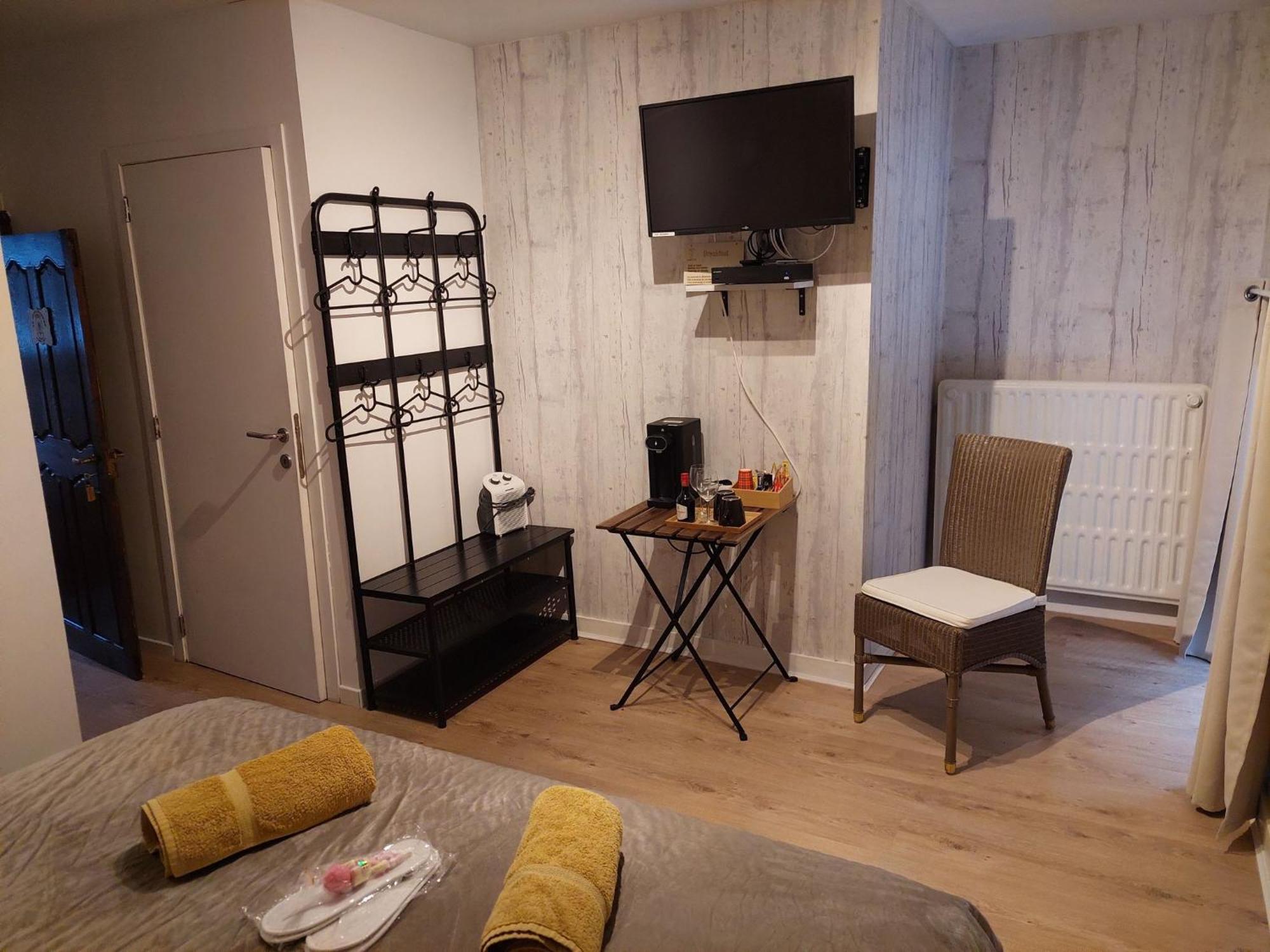 Bed and Breakfast Au Doux Chardon Durbuy Exterior foto